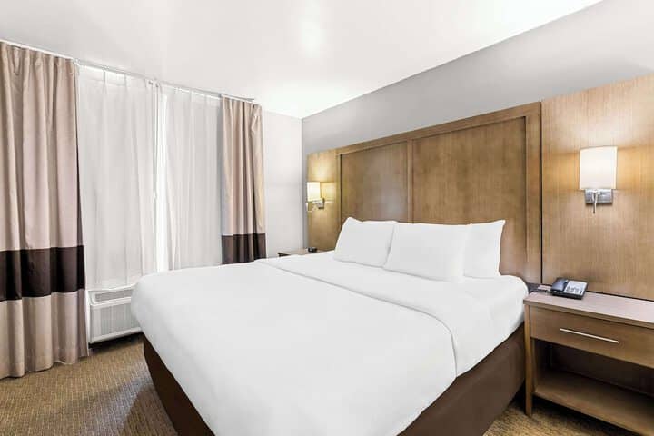 Room 21 of 51